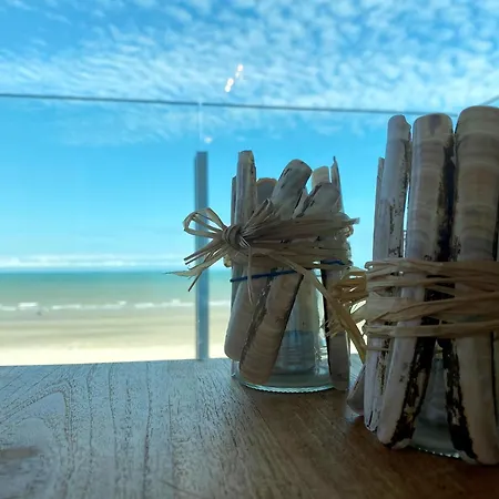 Apartment In Near The Beach, Cleaning Included