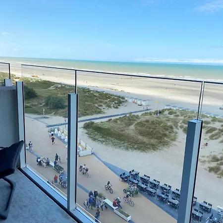 In Near The Beach, Cleaning Included *