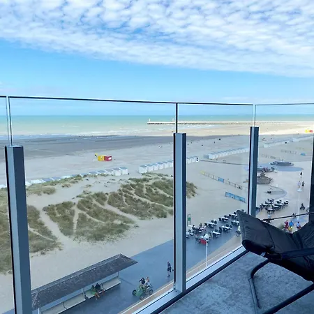 In Near The Beach, Cleaning Included Apartment *